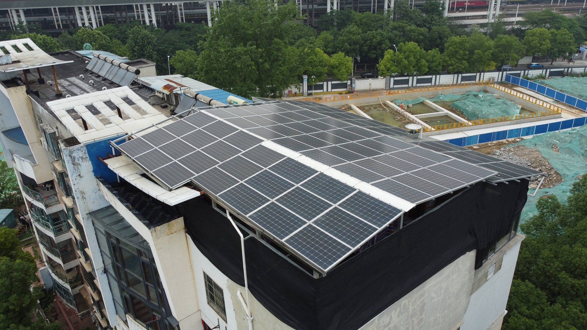 湖北威廉希尔williamhill绿色能源有限公司