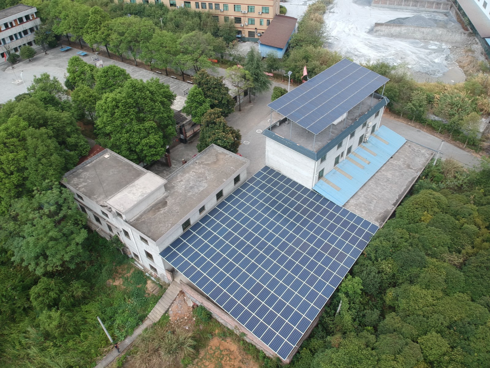 工厂限电停产，阛阓4点下班！！！缺电问题再发酵，不装光伏开工都难！！！