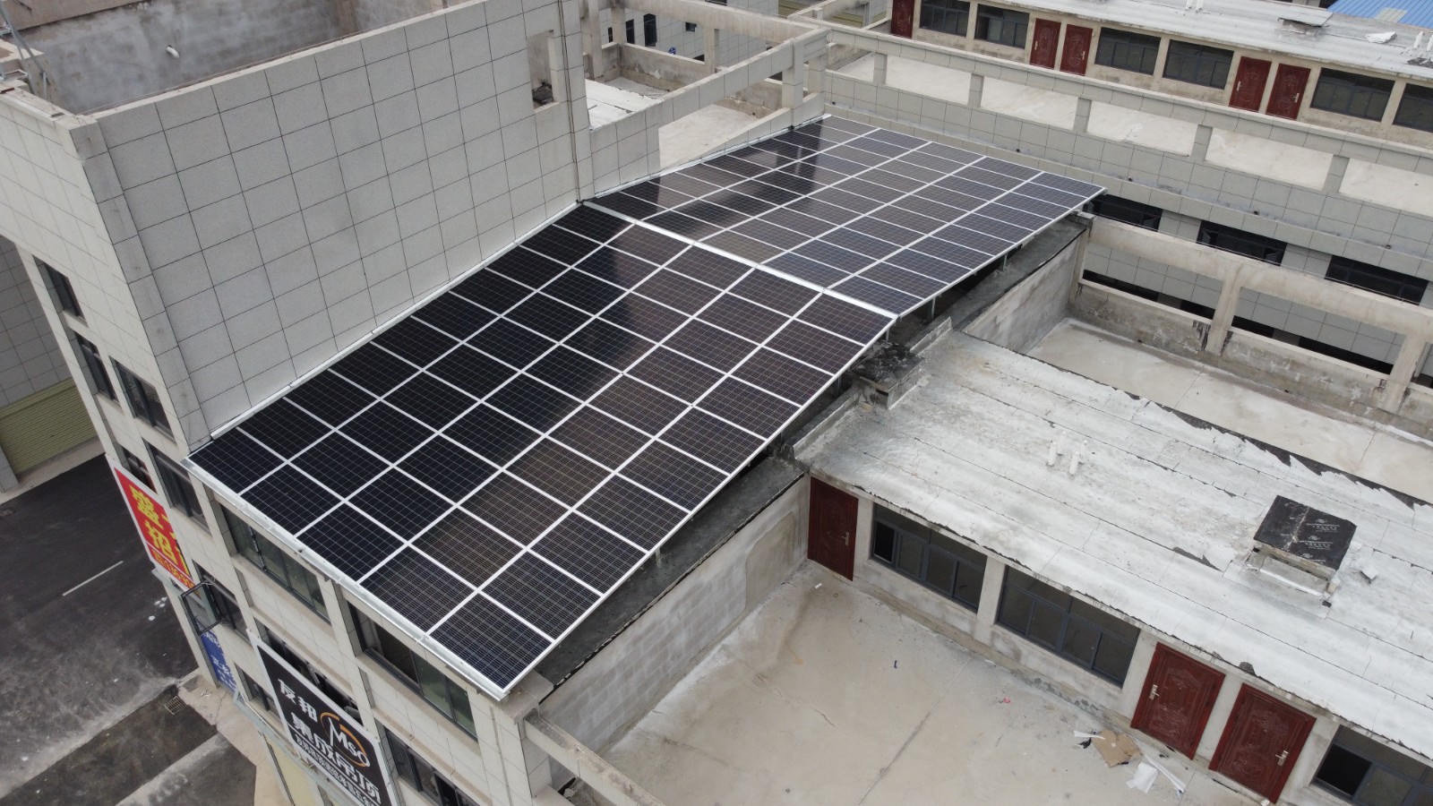 天下首份！！！勉励全民装光伏，政府宣布建议书