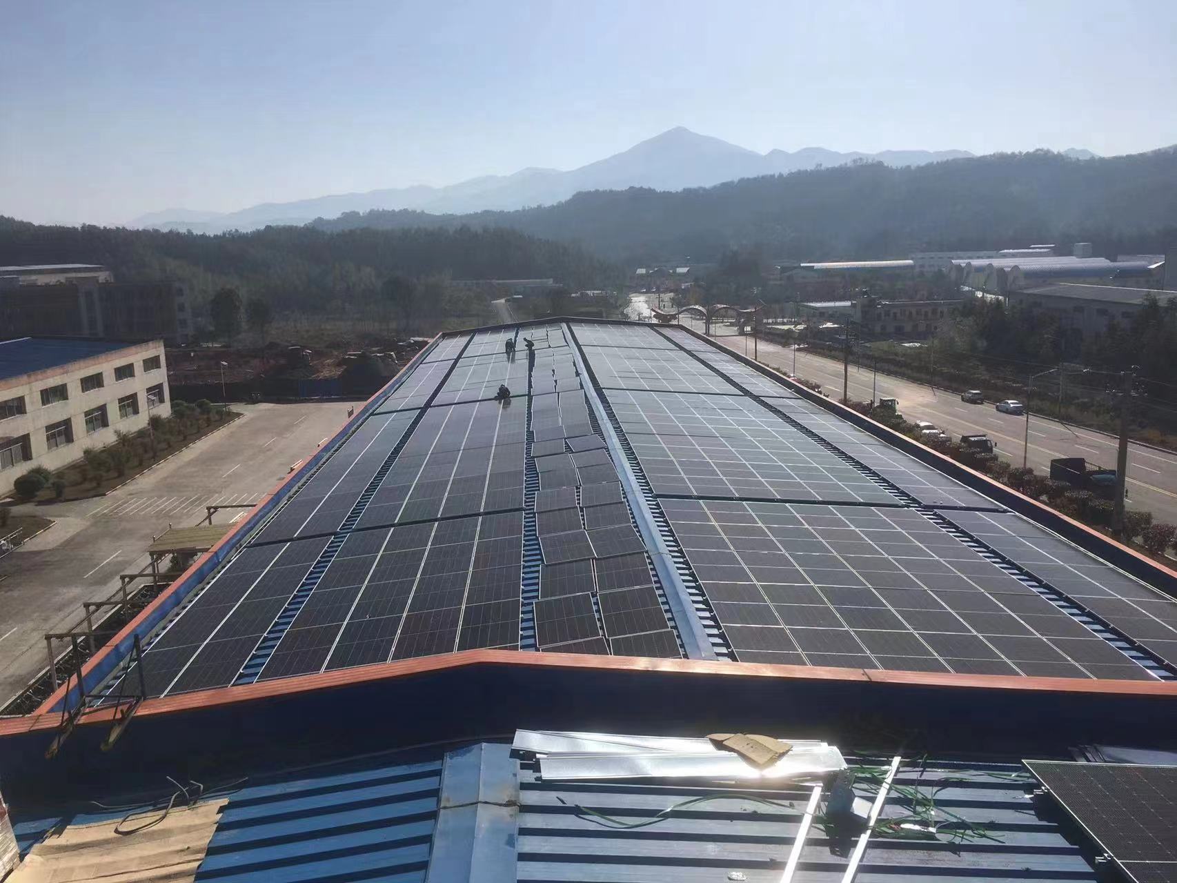 工信部：我国光伏玻璃产品自给率凌驾98%