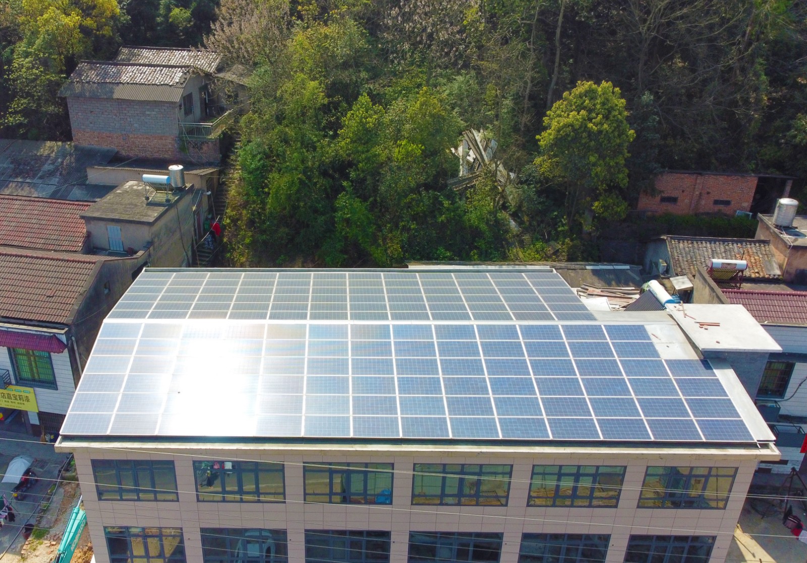 国家能源局：：：1-11月全社会用电量同比增添3.5%